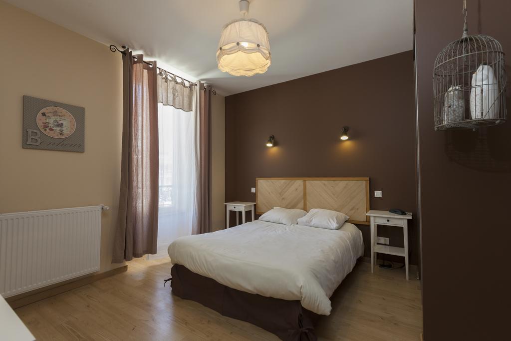 Hotel Des Alpes Le Bourg-d'Oisans Phòng bức ảnh